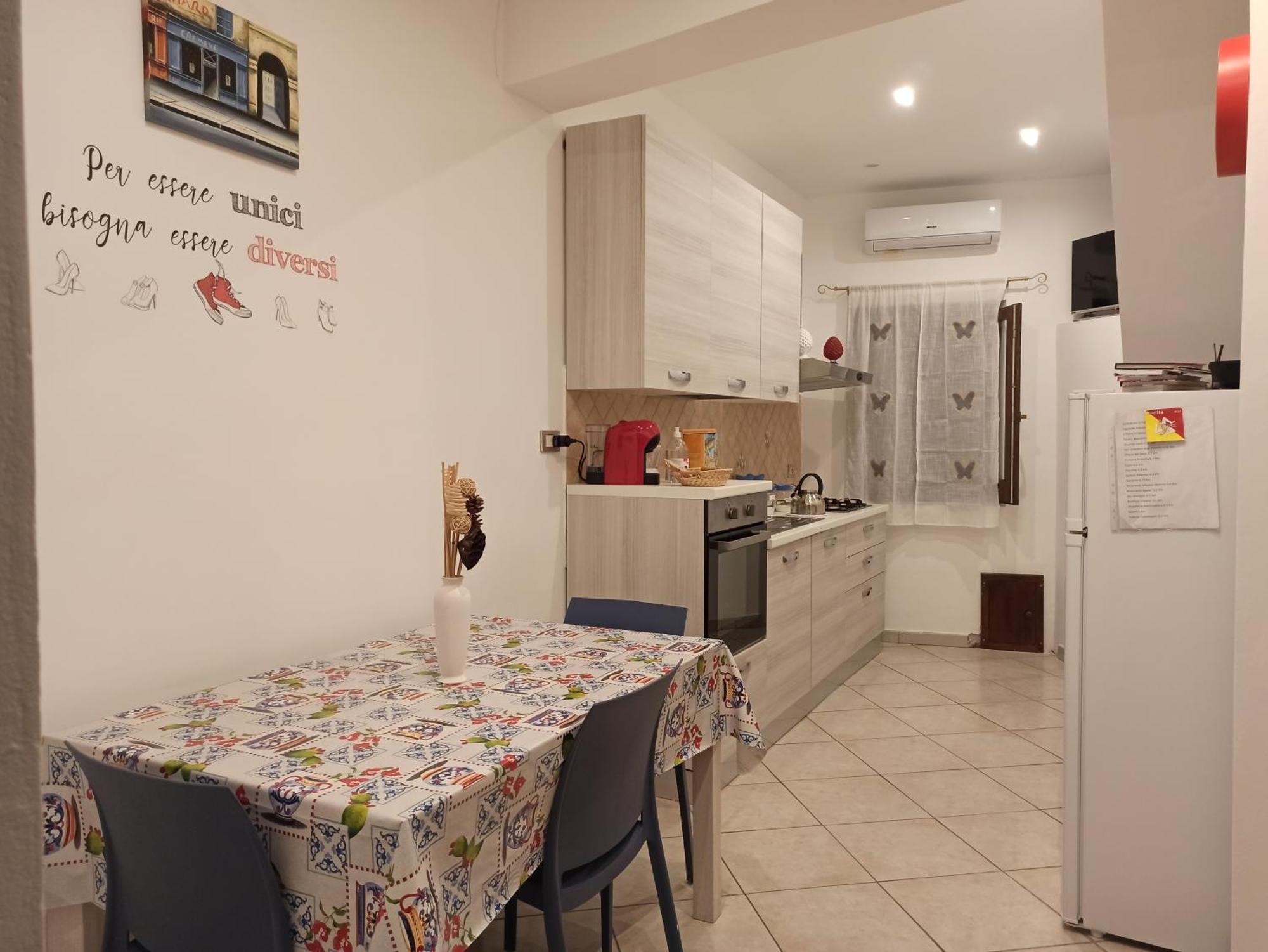 'A Casetta Ra Zia Paola Palermo Exterior photo